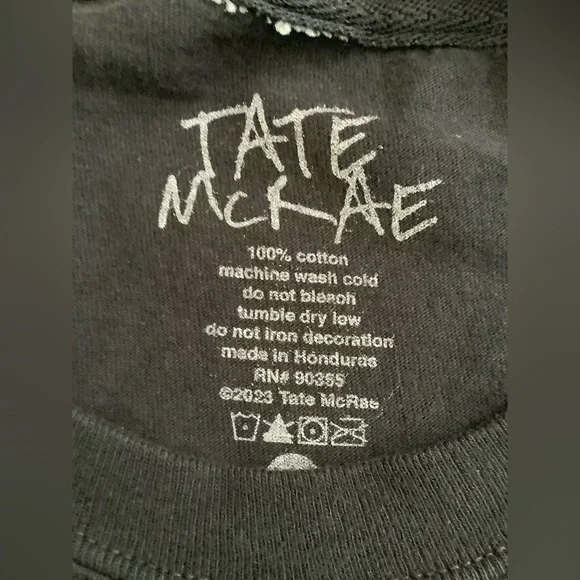 Tate McRae Tour Concert T-Shirt - Picture 3 of 11